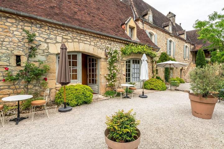 Chambre d’hôte pour 2 personnes, avec terrasse ainsi que jardin et piscine à Saint-Cybranet - 2