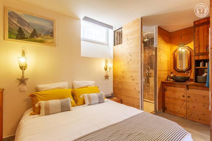 Gîte pour 2 personnes, avec terrasse à Saint-Pierre-d'Albigny - 4