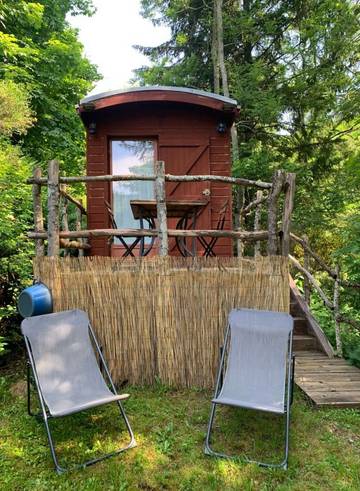Gîte pour 2 personnes, avec jardin et jacuzzi, animaux acceptés en Haute-Loire