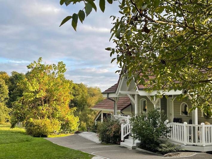 Maison d’hôte pour 6 personnes, avec Balcon et Jacuzzi ainsi que Terrasse et Jardin