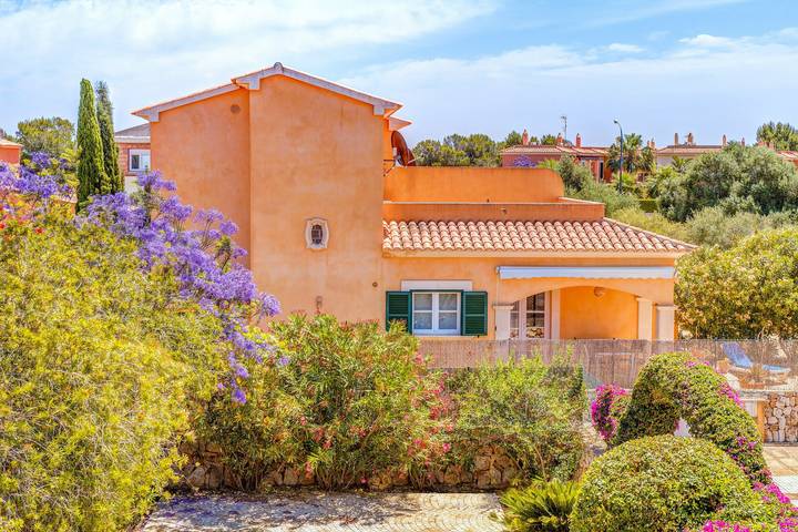 Finca für 4 Personen, mit Balkon und Garten in Sa Ràpita