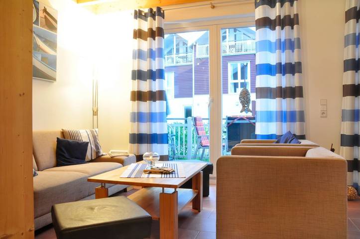 Ferienhaus für 6 Personen, mit Ausblick und Balkon sowie Sauna in Schillig - 2