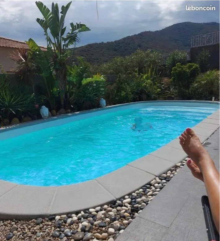 Maison de vacances pour 4 personnes, avec piscine ainsi que jardin et jacuzzi - 1