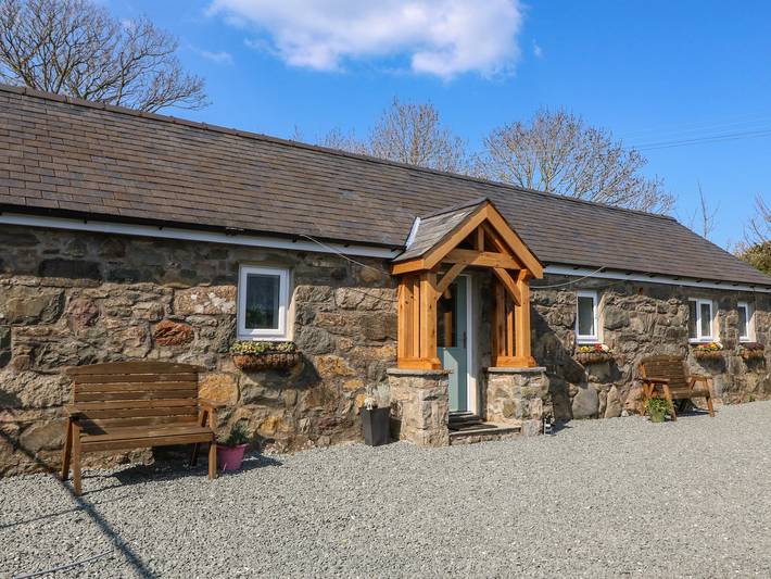 Holiday rental for 4 people in Nefyn