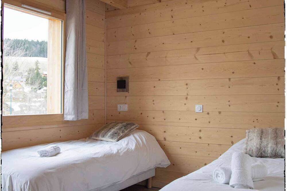 Gite  \"le cabanon \"à proximité des pistes et du centre du village in Corrençon-en-Vercors, Parc naturel régional du Vercors