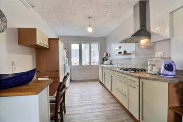 Gîte pour 8 Personnes dans Hirel, Région de Saint-Malo, Photo 4