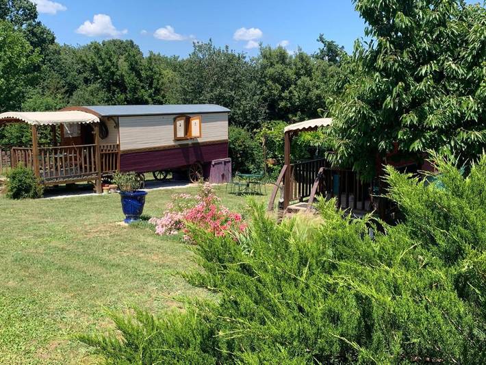 Tente pour 6 personnes, avec piscine et jardin dans la Drôme