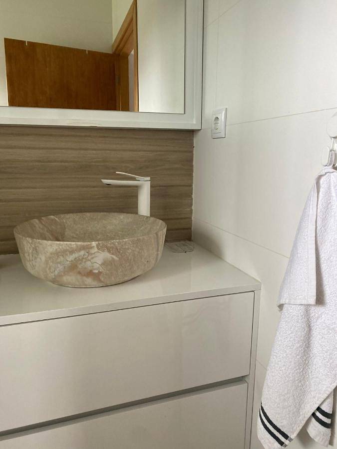Gîte pour 2 personnes, avec terrasse ainsi que jardin et vue à Valença - 4