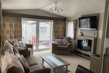Static Caravan for 6 People in Colchester, Essex, Photo 4