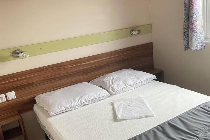 Location de vacances pour 5 personnes, avec jardin et piscine, animaux acceptés à Graissac - 2