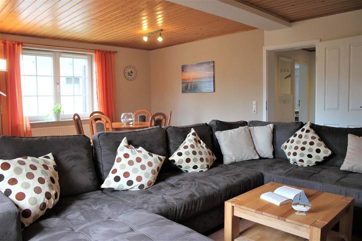Ferienhaus für 8 Personen, mit Terrasse - 1