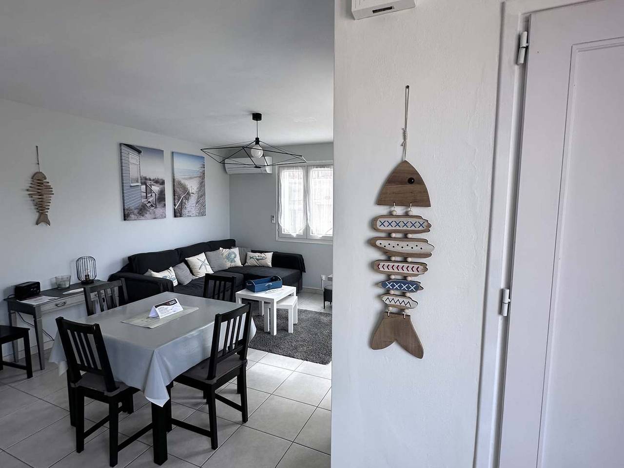 Apartamento entero, Beau T3 avec terrasse, proche du centre, climatisé, à 10 min des Thermes - Balaruc-les-Bains in Balaruc-les-Bains, Côte d'Améthyste