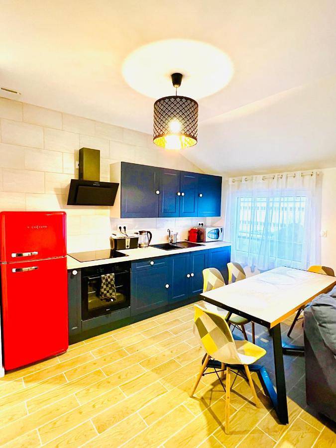Appartement entier, Merveilleux T2 en hypercentre in Châlons-en-Champagne, Marne