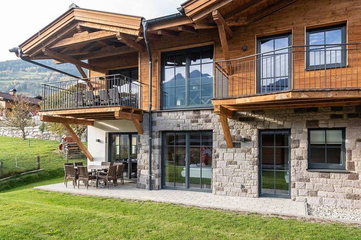 Ferienwohnung für 8 Personen, mit Garten und Sauna sowie Terrasse