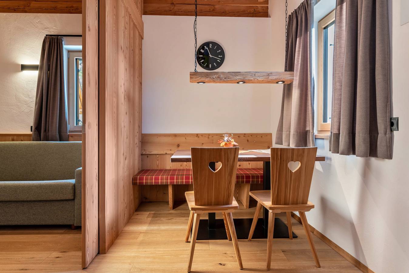 Entire apartment, Apartment "Guntschöllerhof Völseggspitze" with Mountain View, Wi-Fi, Balcony & Garden in Aica di Sopra, Völs am Schlern