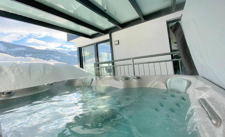 Ferienhaus für 4 Personen, mit Pool und Garten sowie Ausblick, mit Haustier