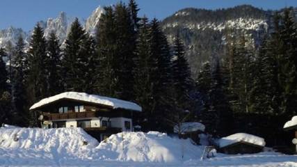 Ferienwohnung für 2 Personen, mit Balkon und Garten, kinderfreundlich in Sankt Johann in Tirol