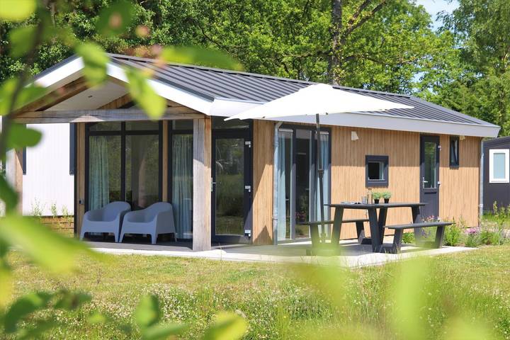 Lodge für 4 Personen, mit Seeblick