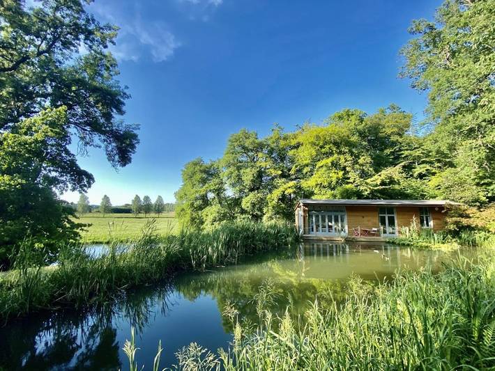 Ferienhaus für 4 Personen, mit Balkon und Whirlpool sowie Terrasse und Garten in New Forest National Park
