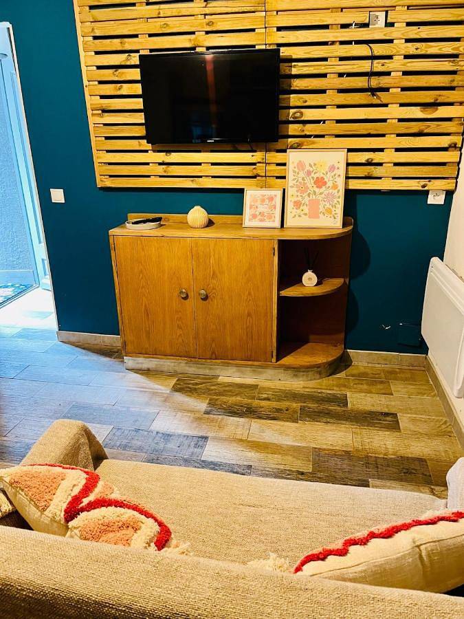 Two-Bedroom House in Canet, Côte méditerranéenne (France)