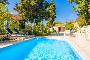 Villa pour 3 personnes, avec terrasse et jardin dans Paxos