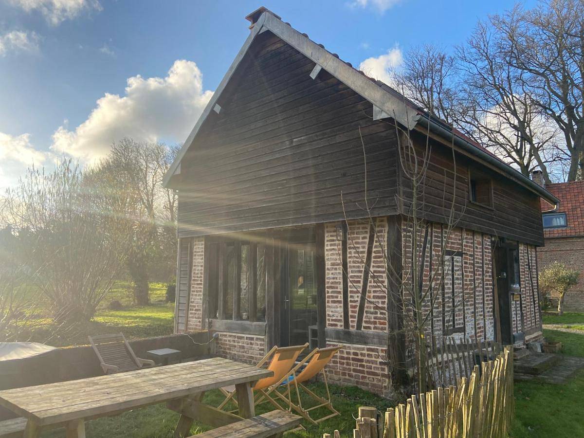 Maison au bord de riviere , 15 min de la mer in Bacqueville-en-Caux, Région de Dieppe
