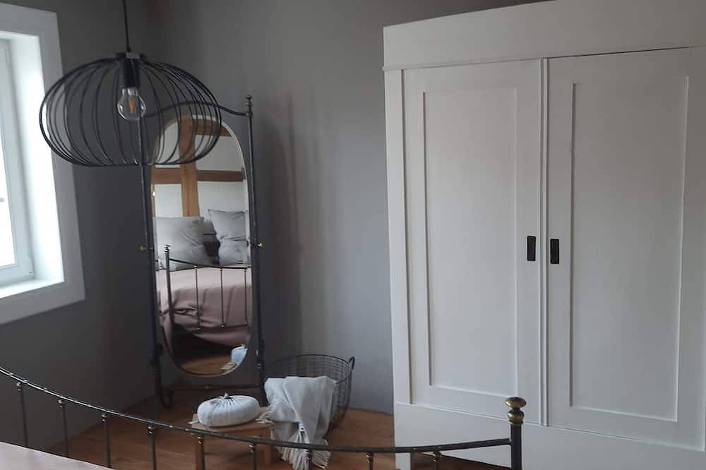 Ganze Wohnung, Moderne Ferienwohnung \"Lamm\"  2 - 3 Personen in Hasselbach, Sinsheim