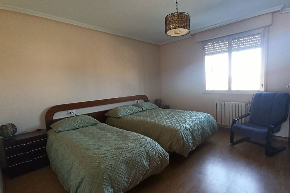 Ourense Termal, Ribeira Sacra and medieval towns.  in Amoeiro, Orense Région