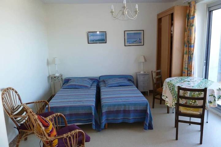 Gîte pour 3 personnes à Plonévez-Porzay - 2