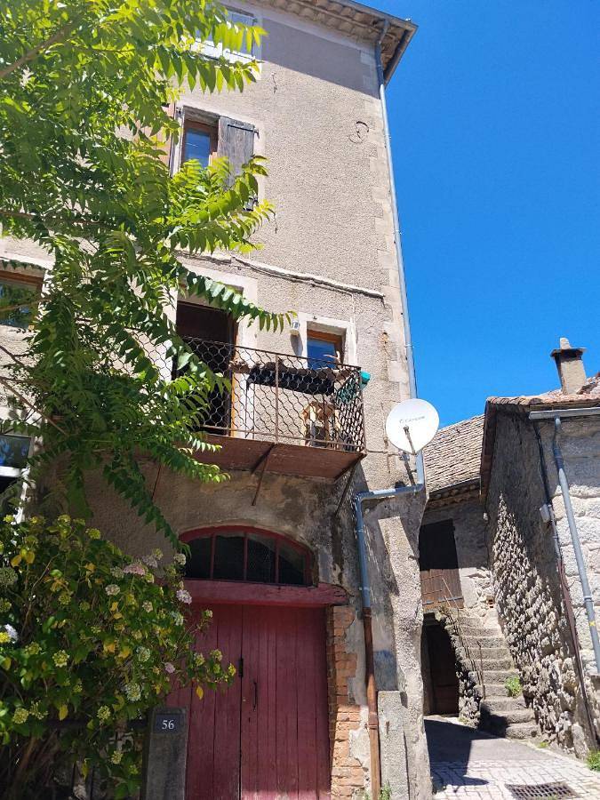 Gîte pour 2 personnes, avec balcon à Vialas - 3