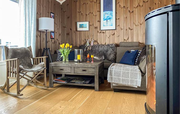 Ganze Ferienwohnung, Ferienwohnung für 8 Personen mit Terrasse in Sjusjoen, Ringsaker