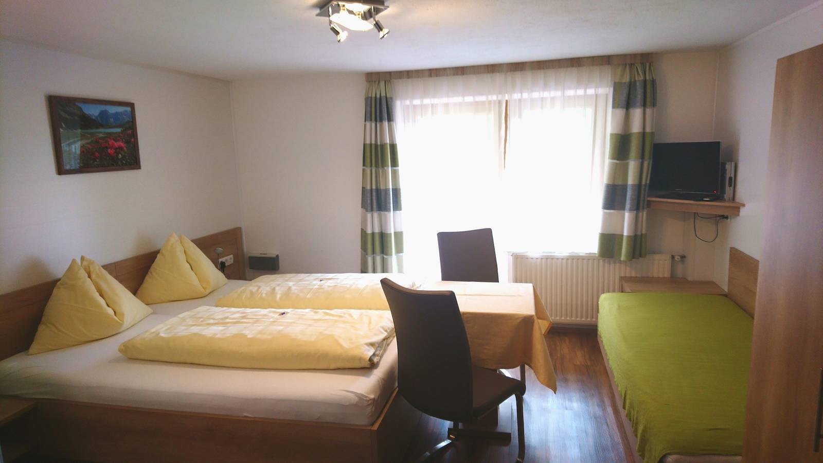 Geheel vakantieappartement, Haus Waldheim in St. Leonhard im Pitztal, Ötztal Alps