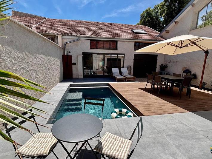 Appartement de vacances pour 4 personnes, avec Jacuzzi ainsi que Terrasse et Piscine