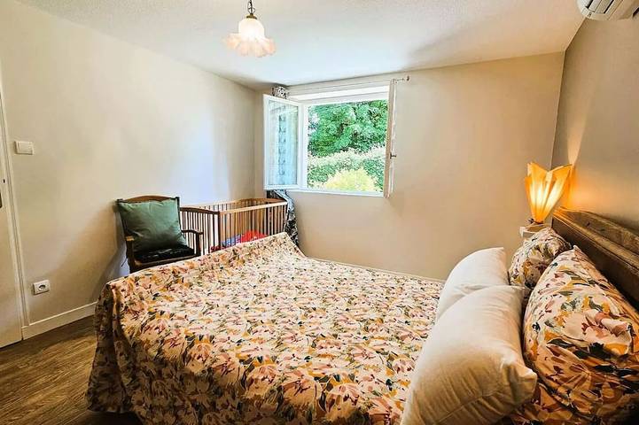 Location de vacances pour 6 personnes, avec terrasse à Turenne - 3