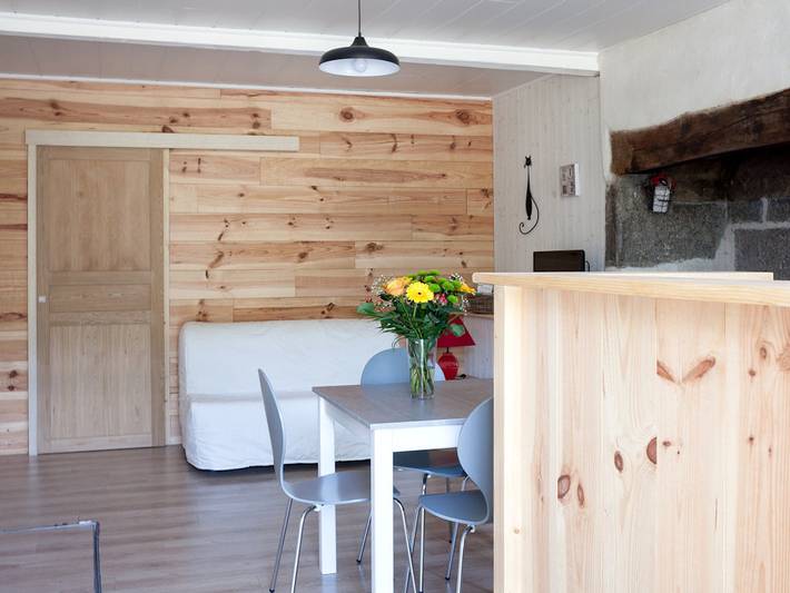 Gîte pour 4 personnes, avec terrasse et jardin, animaux acceptés dans le Cantal - 2