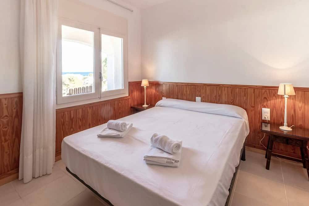 Entire apartment, Port de la Selva 94 - Apartment with large garden in el Port de la Selva, Upper Empordà