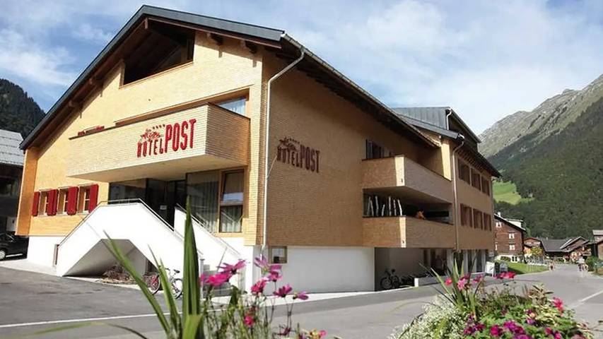 Holiday apartment for 5 people, with sauna and balcony as well as pool and garden in Au