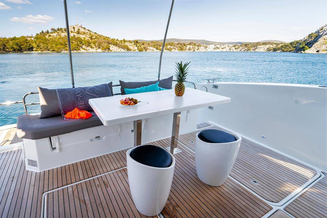 Boat for 4 people in Vancouver, British Columbia