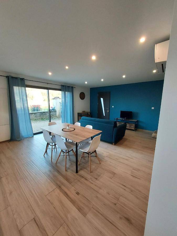 Location de vacances pour 6 personnes à Charmes-sur-l'Herbasse - 2