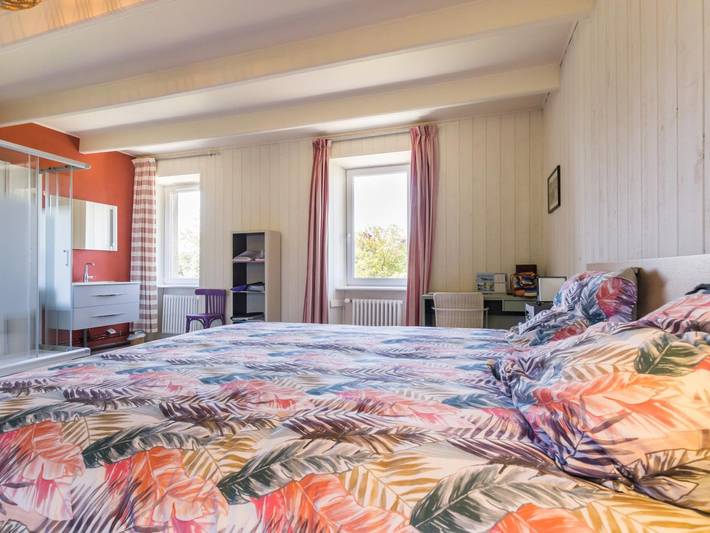 Gîte pour 6 personnes, avec jardin dans Orval-sur-Sienne - 4