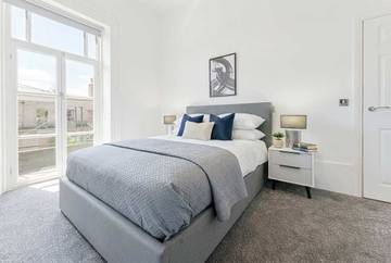 Apartment for 4 People in Cheltenham, The Cotswolds, Photo 4