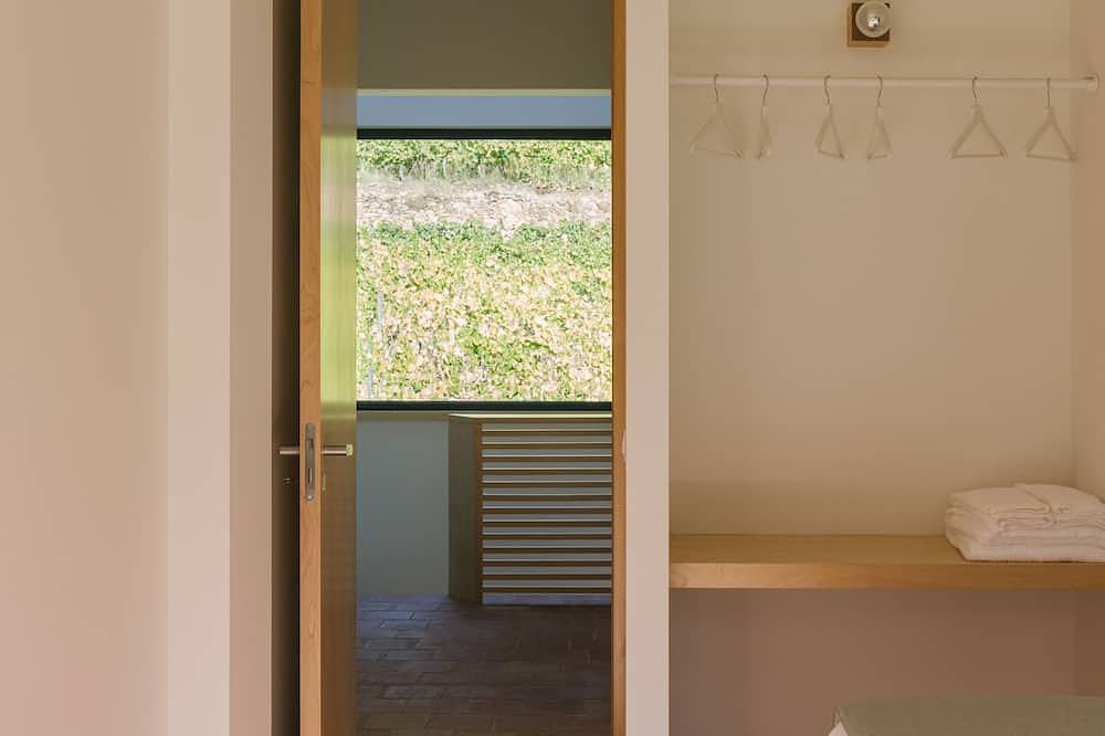 Casa do Lagar by Quinta de Recião in Lamego, Douro-Tal