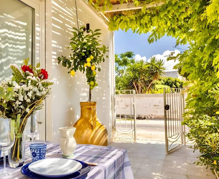 Design apartment with rooftop by the sea in Alliste, Gulf of Taranto
