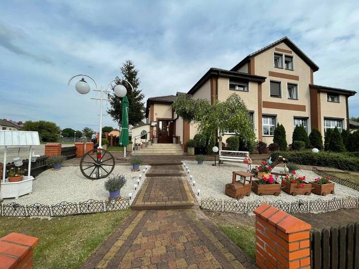 Hôtel pour 5 personnes, avec jardin à Piła - 2