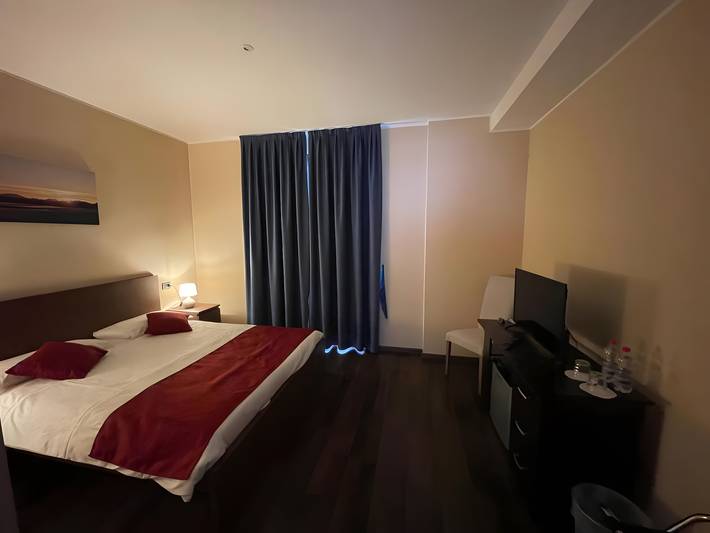 Ferienwohnung für 2 Personen, mit Balkon und Seeblick in Gemeinde Porlezza