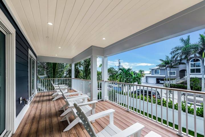 Vacation house for 6 people, with hot tub and balcony in Bradenton Beach