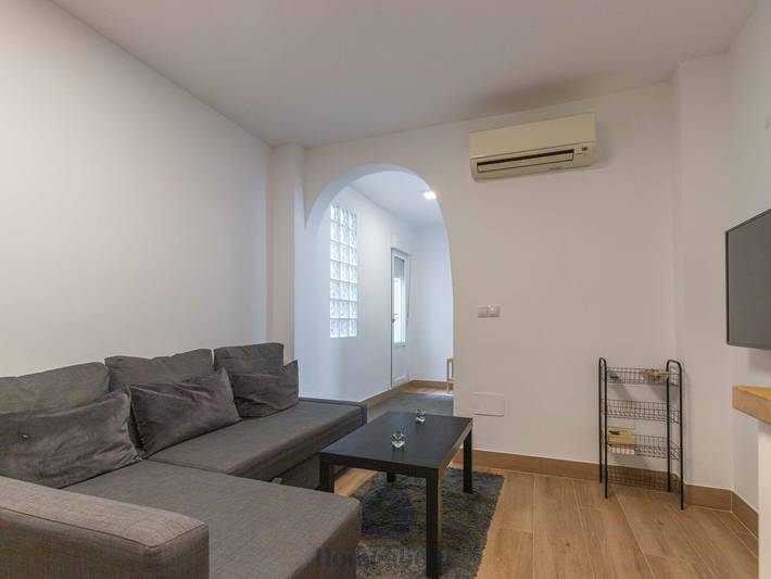 Apartamento vacacional entero, La Merced Apartment I (1Br 1Bt) in Málaga Centro, Málaga