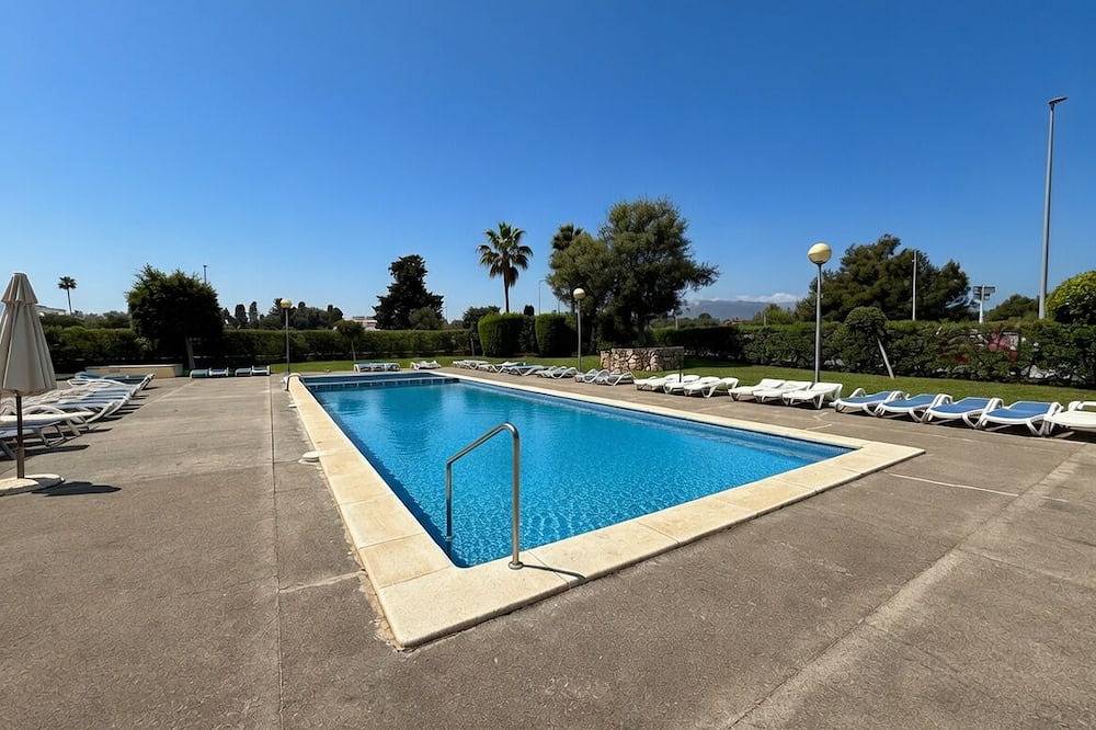 Apartment for 4 People in Cala Bona, Son Servera