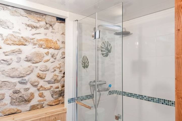 Apartamento entero, Homerez - Apartamento en Roujan in Roujan, Costa mediterránea (Francia)