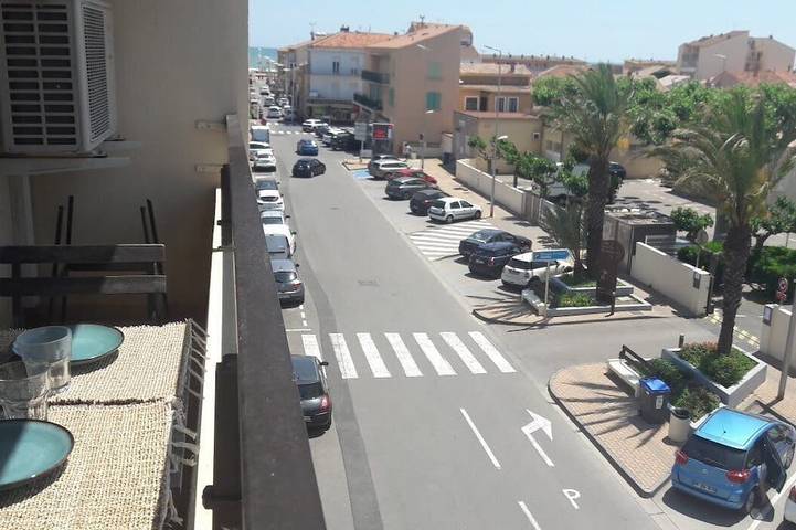 Gîte pour 6 personnes, avec balcon et jacuzzi dans Office De Tourisme De Valras Plage